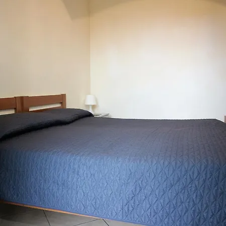 Holiday home Casa Vacanze Baia Verde Robinie *